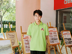 【我來新華上學(xué)啦】蔡家旺：學(xué)習(xí)不將就，勇敢出發(fā)，創(chuàng)造與夢想相遇的機(jī)會！