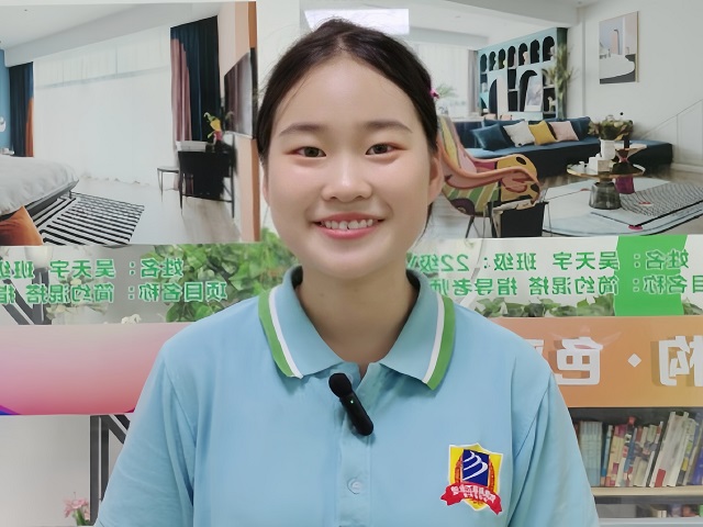 這次我們采訪(fǎng)到一位對(duì)未來(lái)充滿(mǎn)憧憬和規(guī)劃的新生——?jiǎng)㈥?yáng)同學(xué)。她堅(jiān)定地選擇了互聯(lián)網(wǎng)+軌道交通校企共建專(zhuān)業(yè)，開(kāi)啟了一段充滿(mǎn)挑戰(zhàn)與機(jī)遇的求學(xué)之路。今天，讓我們走進(jìn)劉陽(yáng)的世界，了解她背后的故事。當(dāng)被問(wèn)到為何選擇武漢新華電腦學(xué)校的互聯(lián)網(wǎng)+軌道交通校企共建專(zhuān)業(yè)時(shí)，她的眼中閃爍著光芒。她說(shuō)：“我一直對(duì)軌道