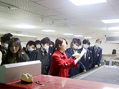 【企業(yè)研學(xué)游】拓寬視野，增進(jìn)見(jiàn)識(shí)，武漢新華一直在路上！
