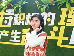 【我來新華上學(xué)啦】陳雨濛：幼師專業(yè)轉(zhuǎn)學(xué)學(xué)互聯(lián)網(wǎng)技術(shù)，適合自己更重要！